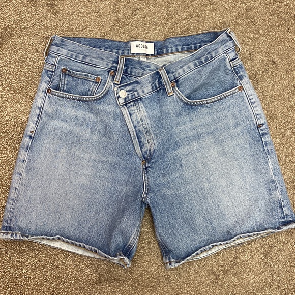 AGOLDE Criss Cross Asymmetrical Jean Shorts - Picture 2 of 6